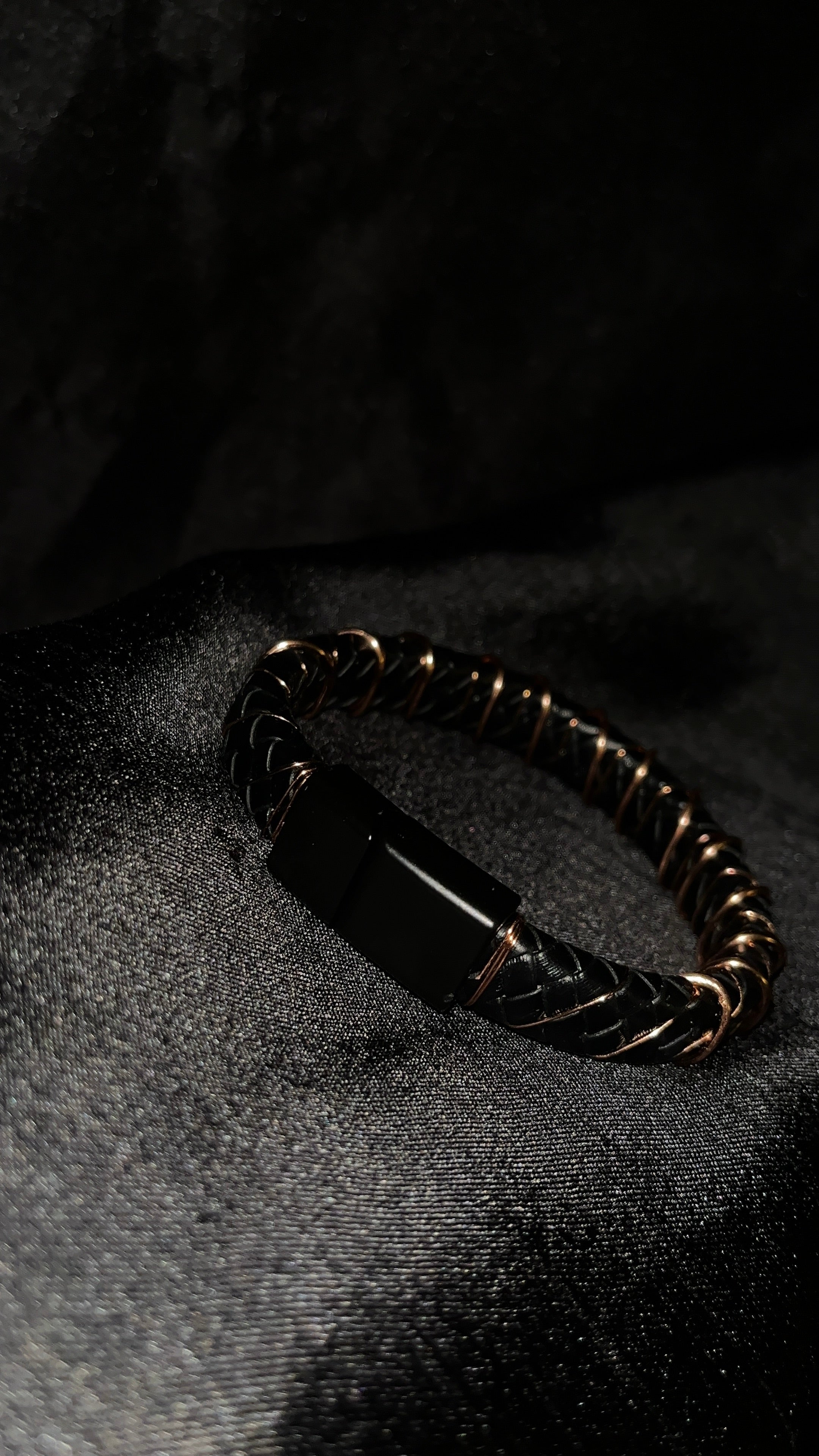 Mens Black Cord Copper Bracelet (2)