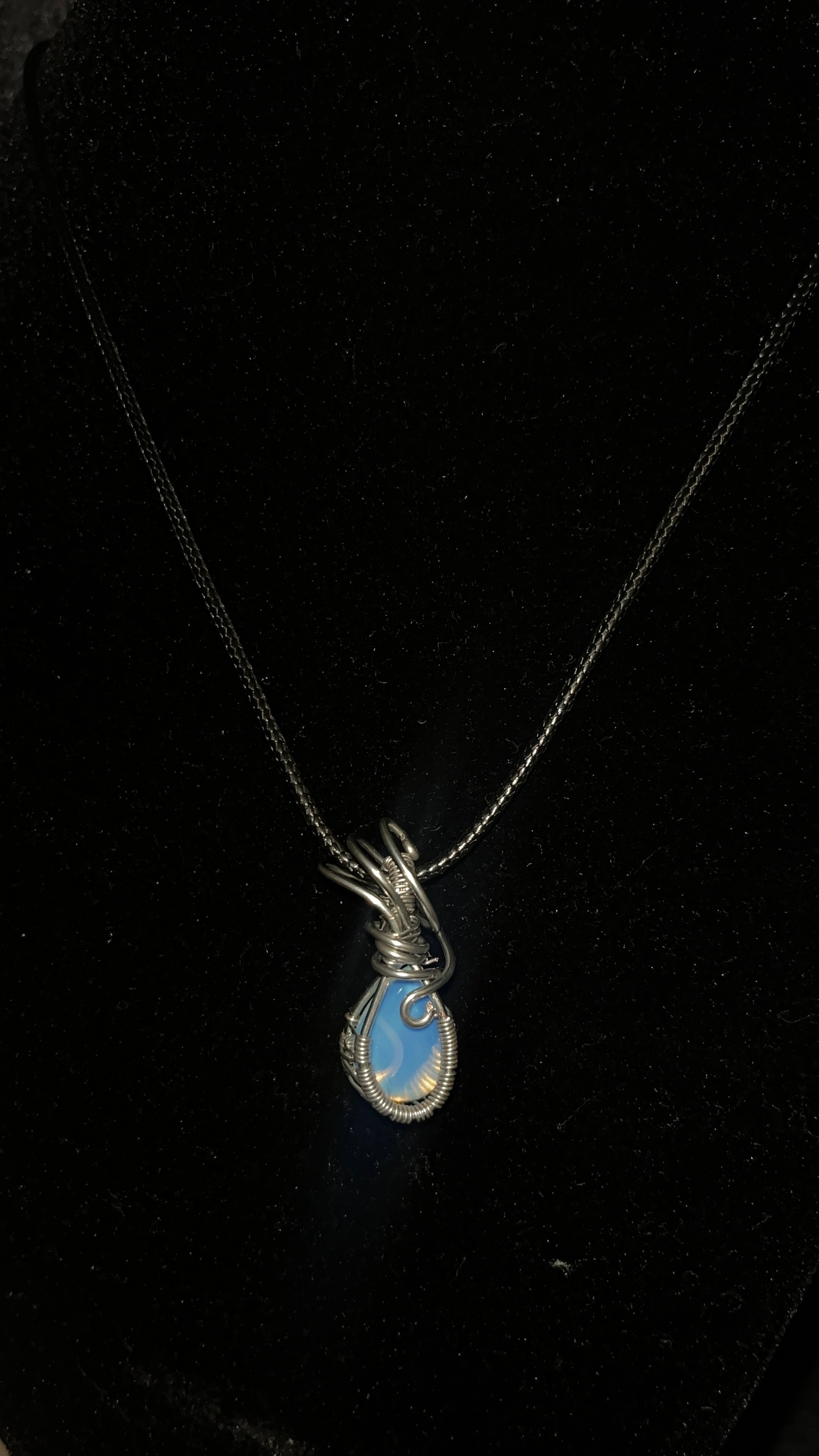 Opal pendant