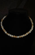 Seashell color bead choker