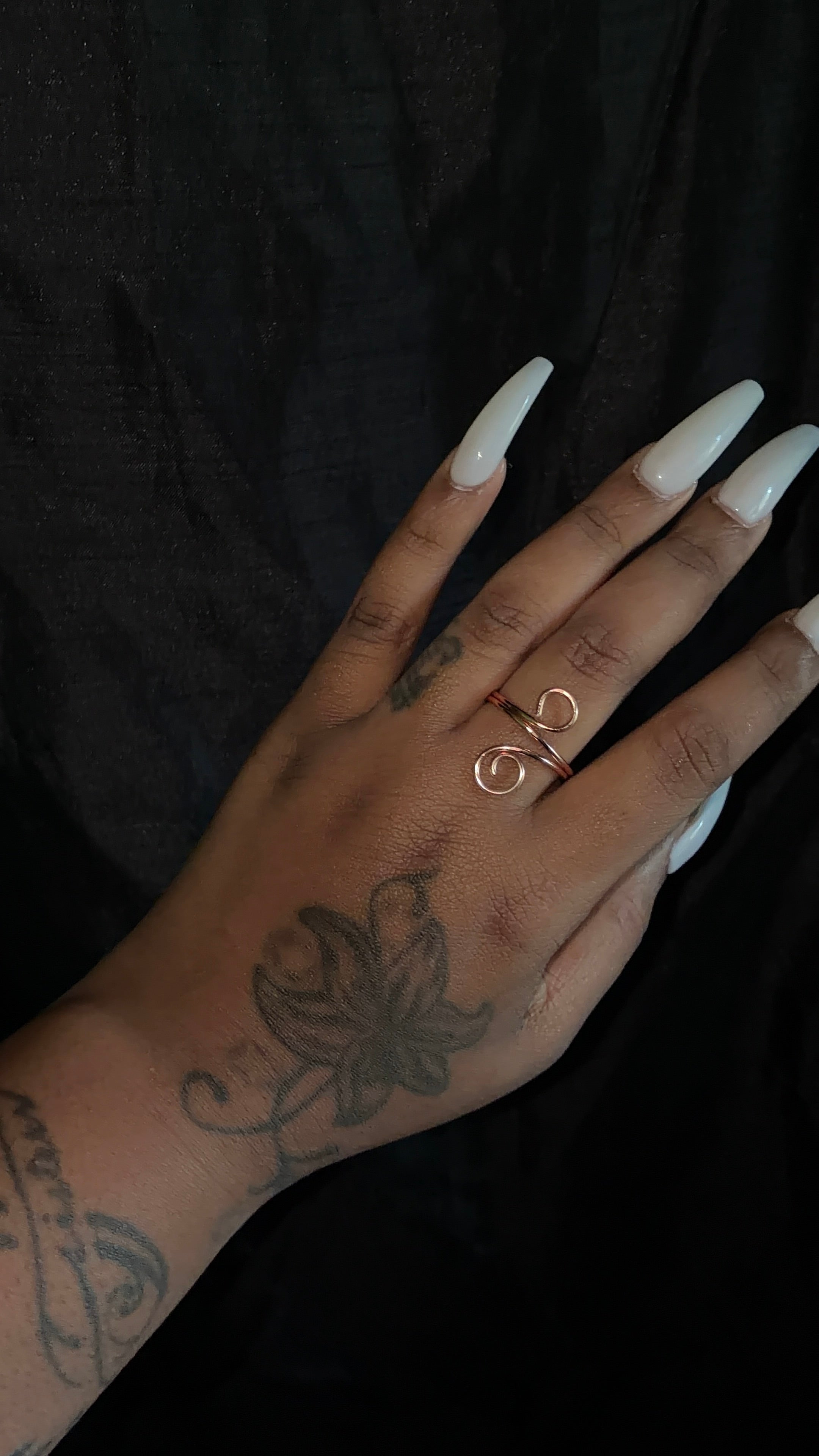 Spiral loop ring