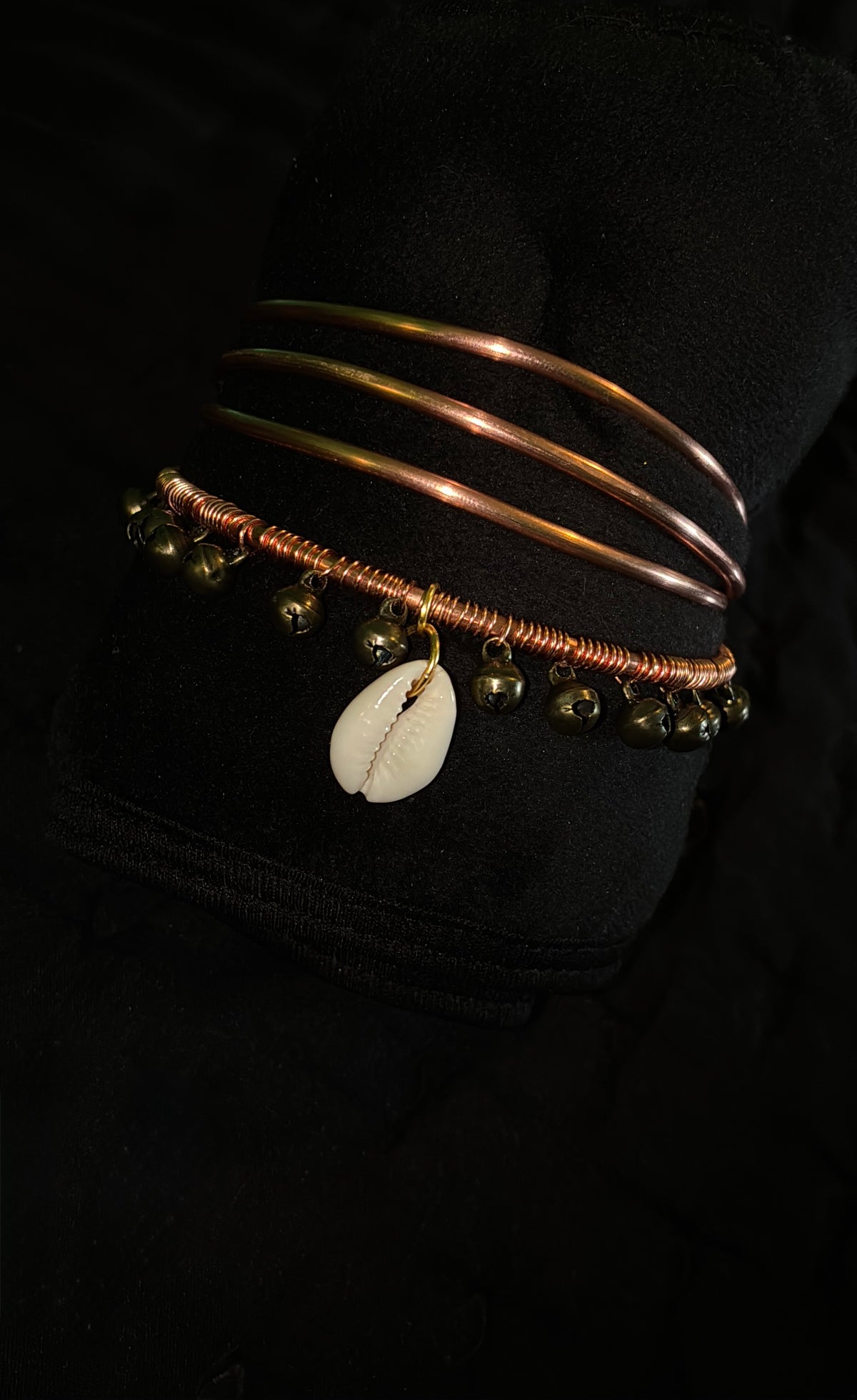 4 piece Dainty bangles with bells and cowrie shell