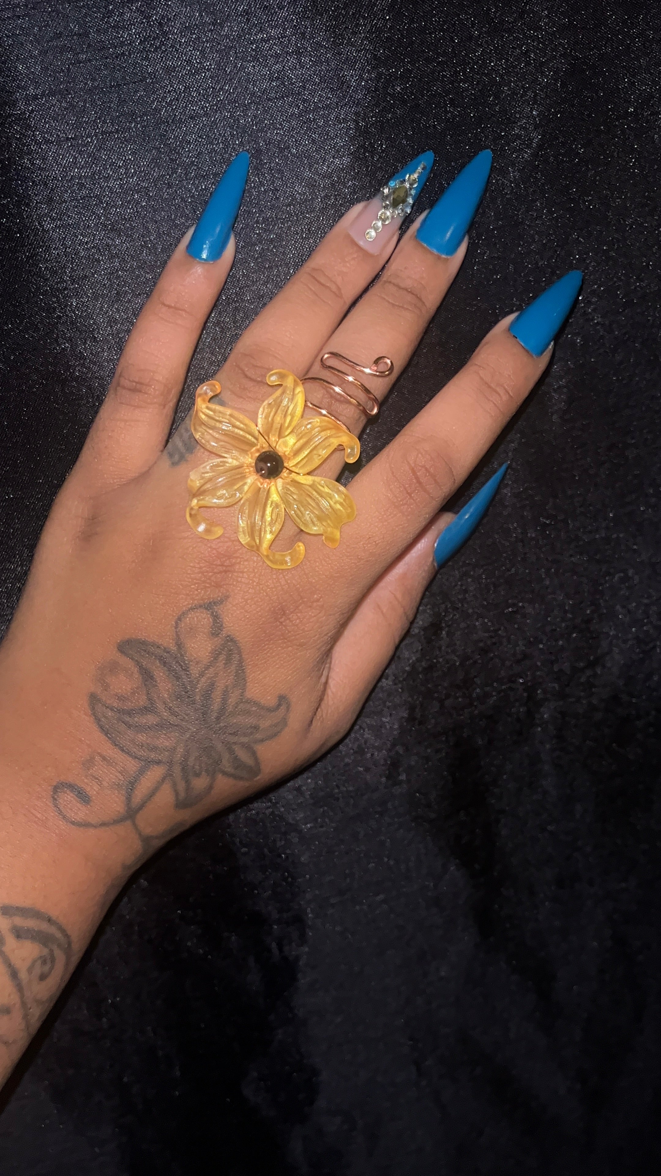 Sunflower lily