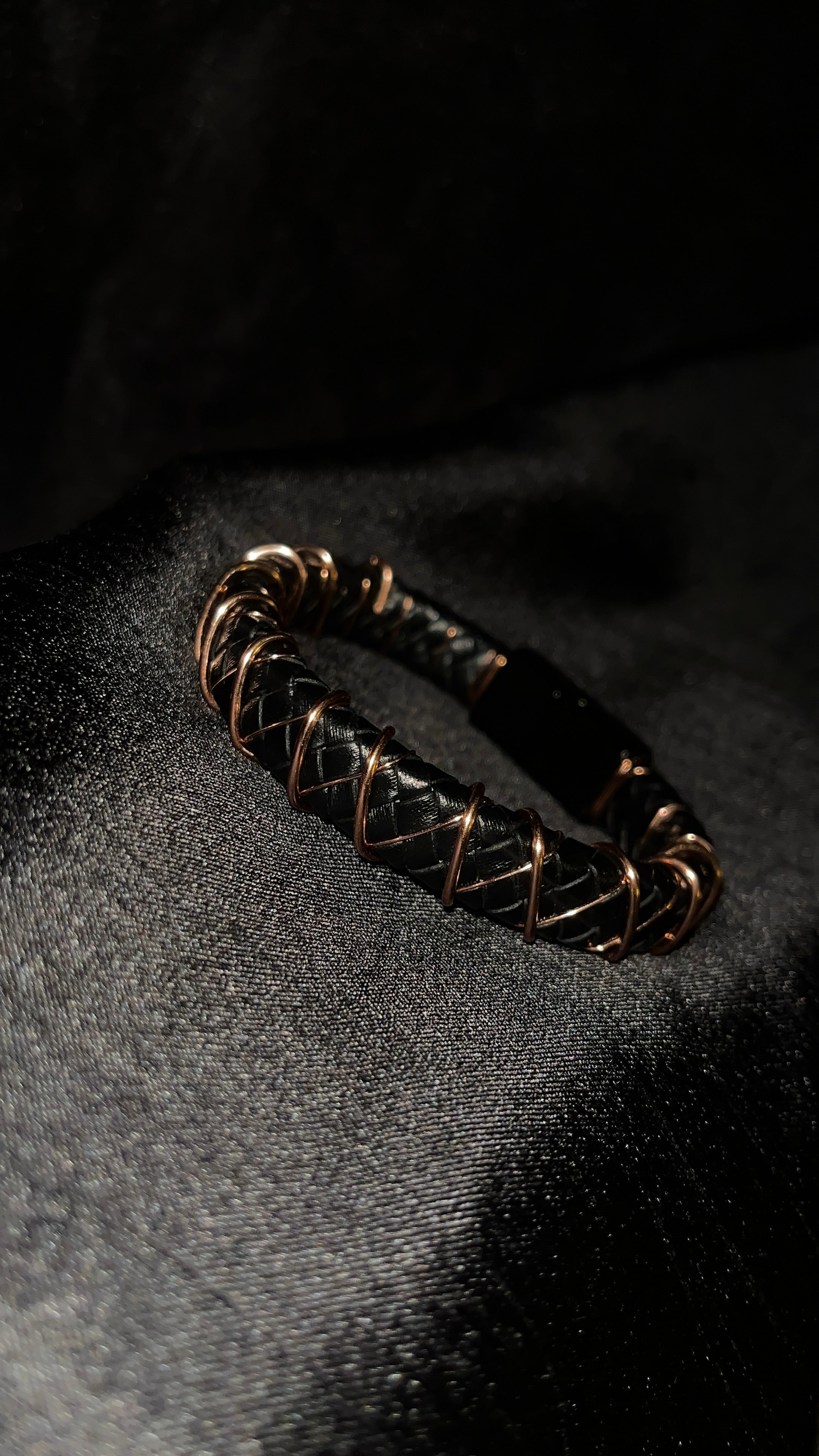 Mens Black Cord Copper Bracelet (2)