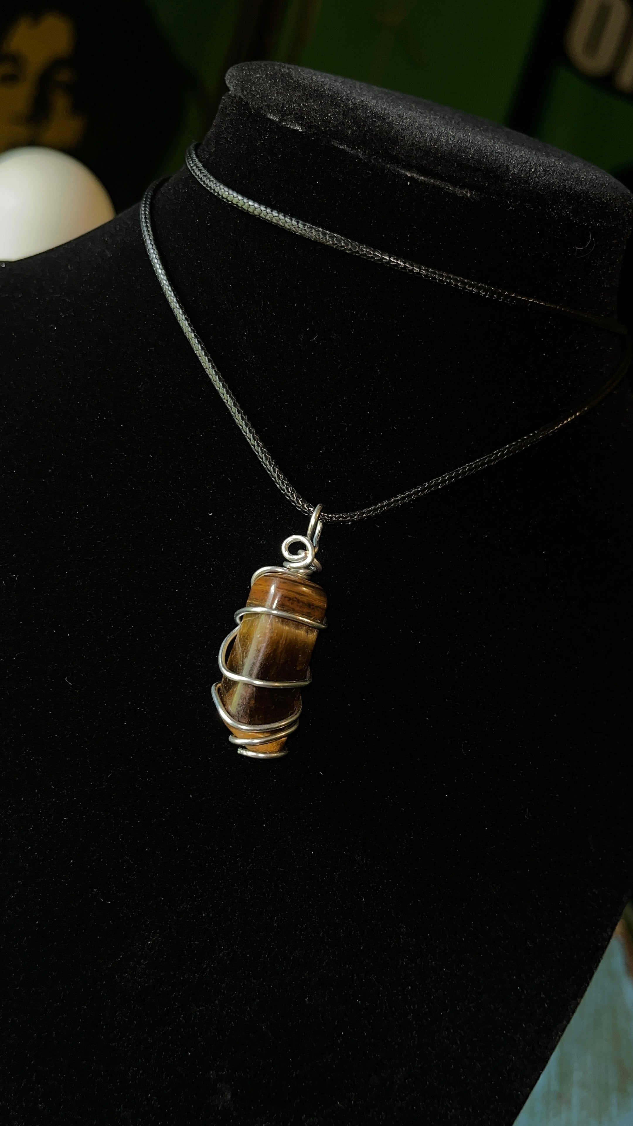 Tigers eye pendant